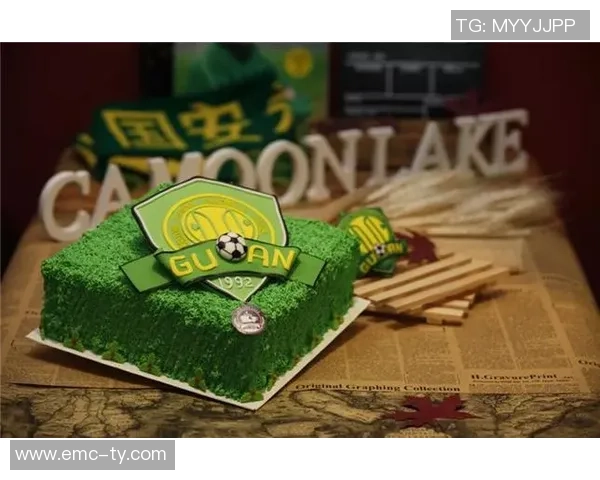 疯狂的足球蛋糕带你领略甜蜜与激情的完美结合与创意盛宴