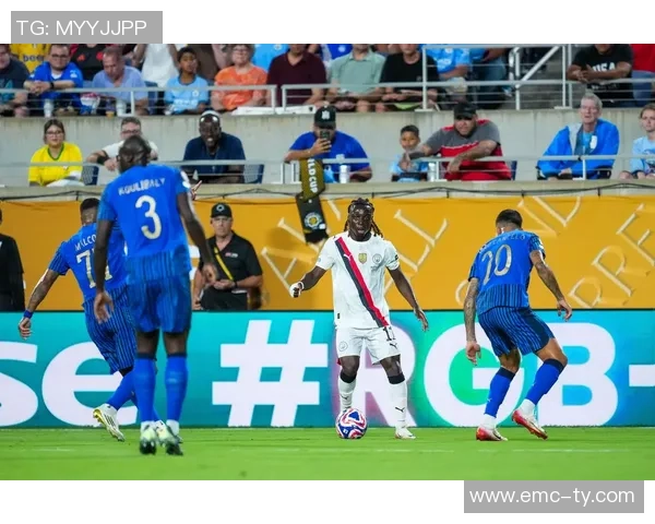 足球之夜的阴影假球事件揭示了体育精神的扭曲与挑战 足球之夜的阴影假球事件揭示了体育精神的扭曲与挑战